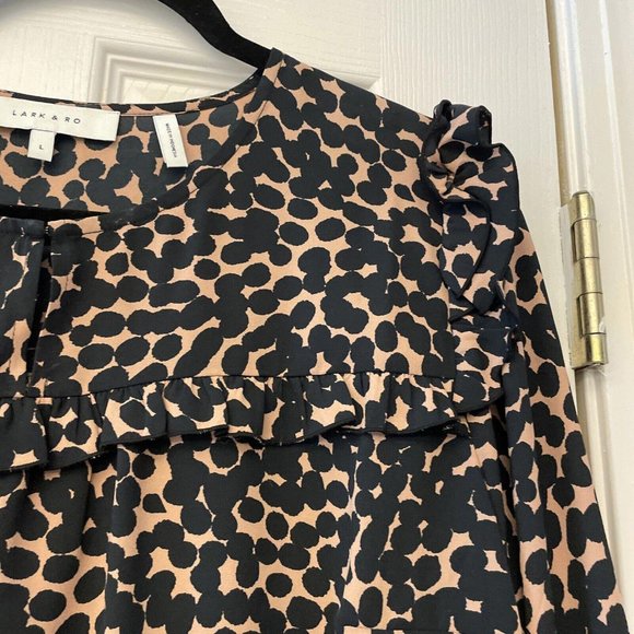 Lark & Ro Animal Print Blouse. Large. Ruffle. Career Work Top. - Picture 4 of 6